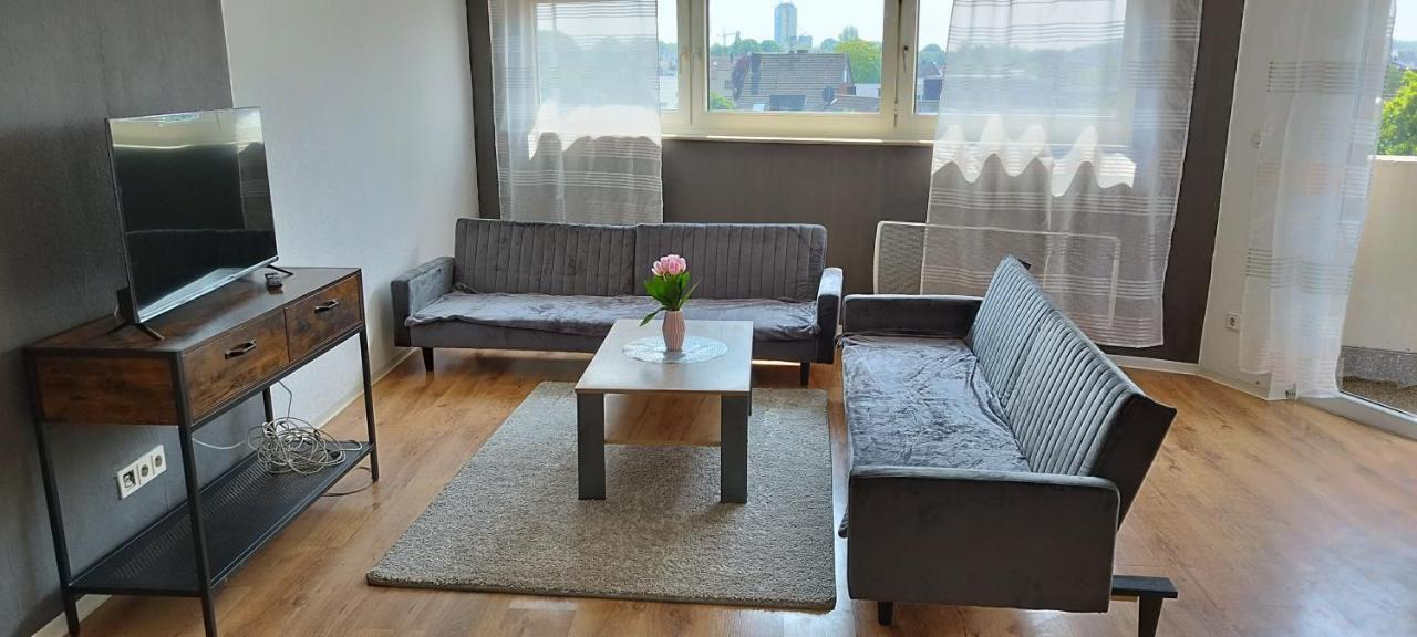 Schoene Sonnige Wohnung Juchen Bagian luar foto